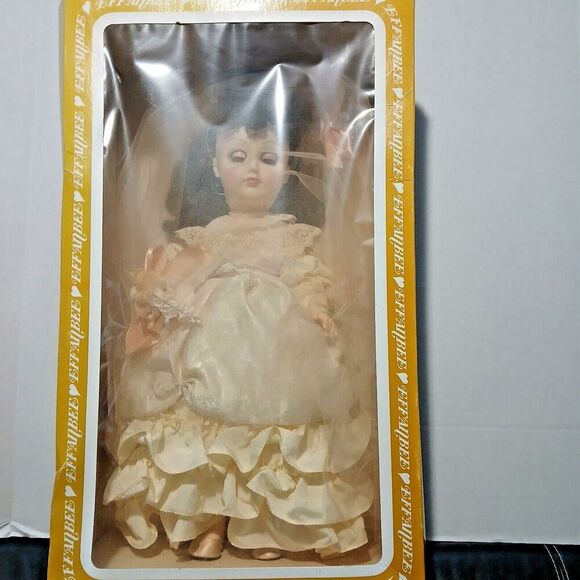 Vintage EFFANBEE Doll Age of Elegance Westminster, box - Picture 2 of 13
